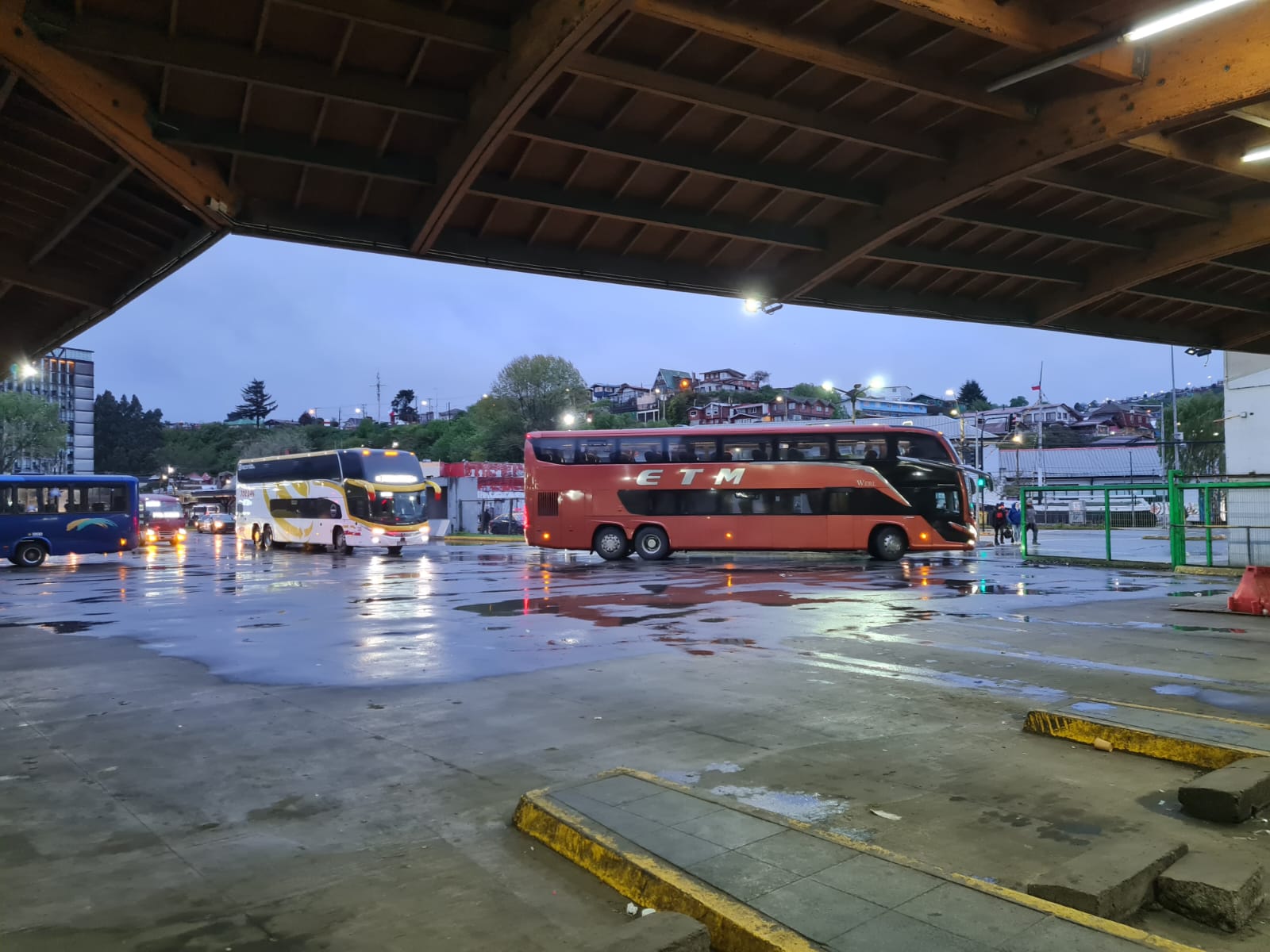 Más de 2 millones 100 mil personas se movilizaron por el Terminal de Buses de Puerto Montt en el tercer trimestre de 2025